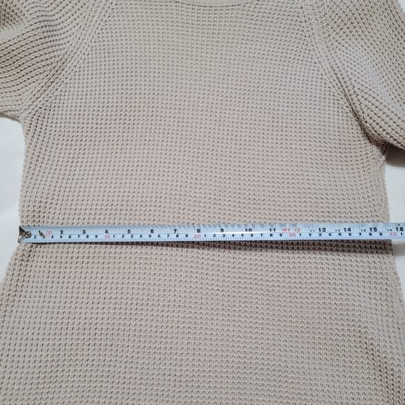 Seven sisters sweater, size Small, colour beige. - Picture 5 of 5